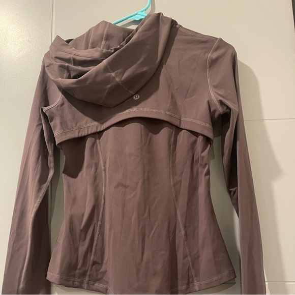 Grey lululemon define jacket - Picture 2 of 3